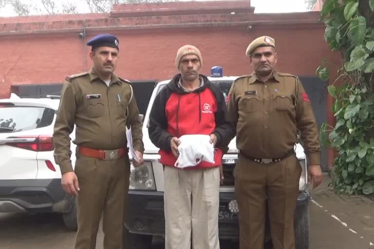 Accused arrested in Jhajjar with charas worth Rs 2.5 lakh