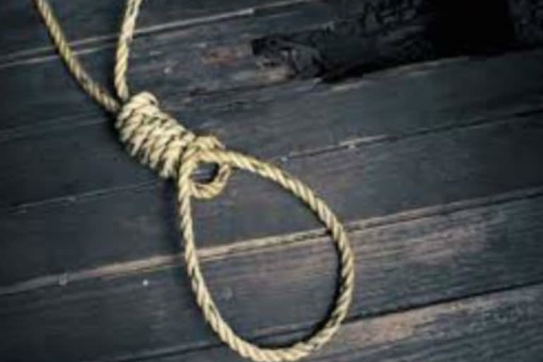 आंगनबाड़ी सहायिका ने की खुदखुशी न्यूज Suicide news in Someshwar