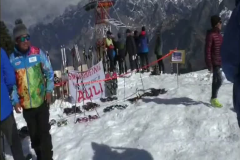snow-showing-game-start-in-auli
