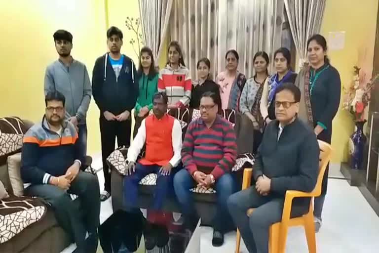 BJP MP Sunil Soren met Bangladeshi family in Dumka