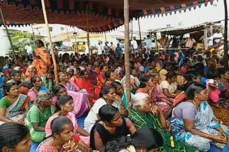 Peoples protest for water in dindigul