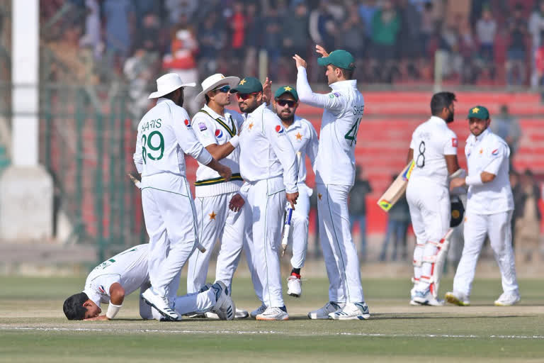 Pakistan beat Sri Lanka by 263 runs in Karachi to win series