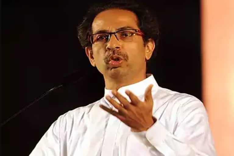 shivsena workers beat man for post against uddhav thackeray