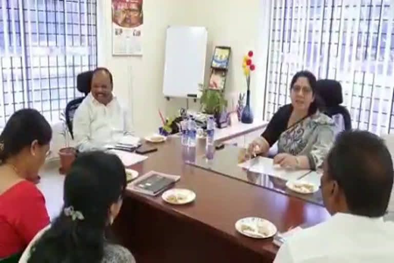 minister satyavathi review on anganwaadies in Hyderabad