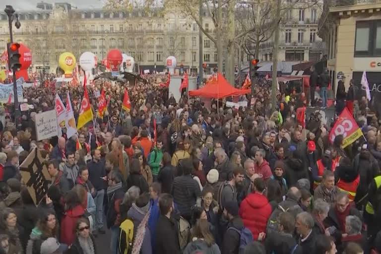 Protests against pension reform continue unabated in france