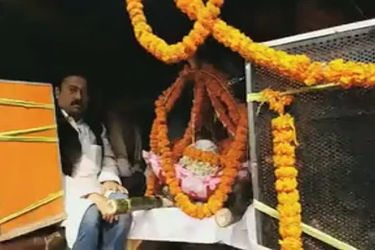 bjp leaders paid tribute to late former MP munilal ram in patna