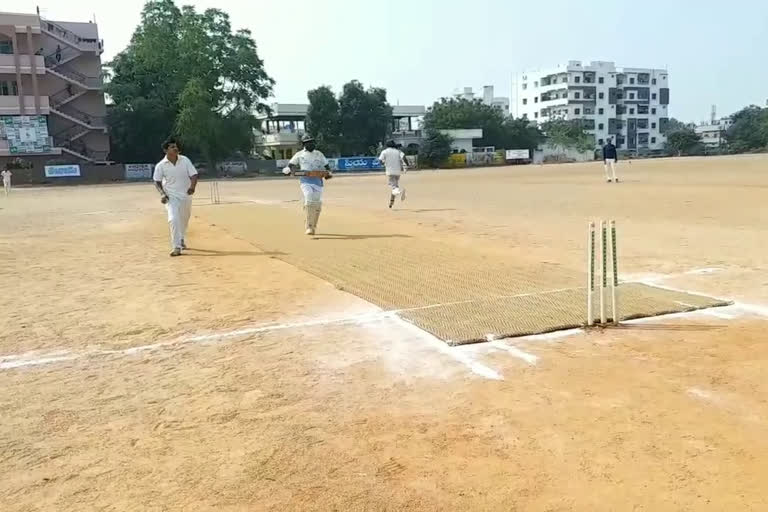 Cricket League matches today reaching the third day