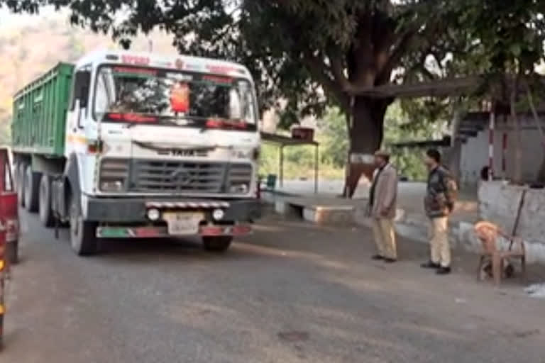 POLICE CHEK POST BANDH