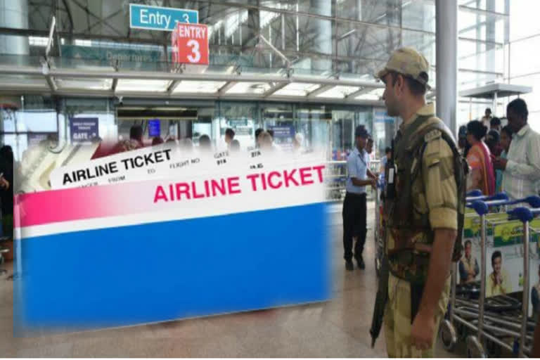 nabbed a man who entered IGI airport by showing fake ticket