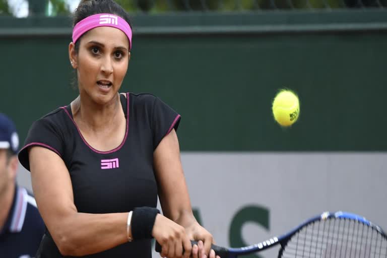 Sania Mirza returns to Indian Fed Cup team after four years