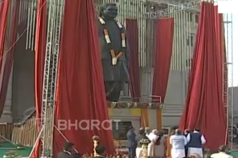 Prime Minister Narendra Modi unveils a statue of Atal Behari Vajpayee