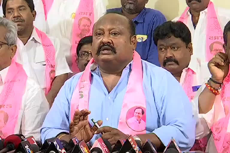 minister gangula kamalakar comments on congress and bjp in karimnagar district