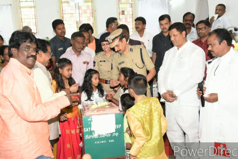 karimnagar cp kamalasan reddy participated in Christmas prayers