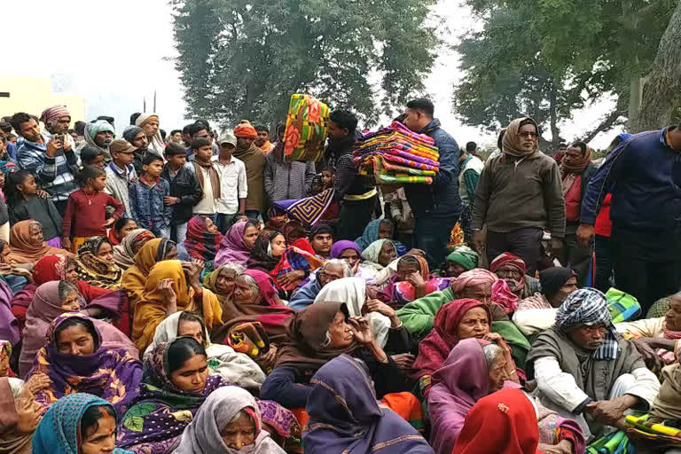 blanket distribution by mla virendra sinha in aurangabad