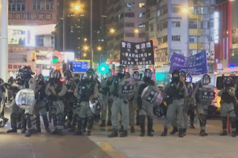 hong-kong-on-christmas-day-as-protesters-clashed-with-police-near-the-mong-kok-shopping-mall