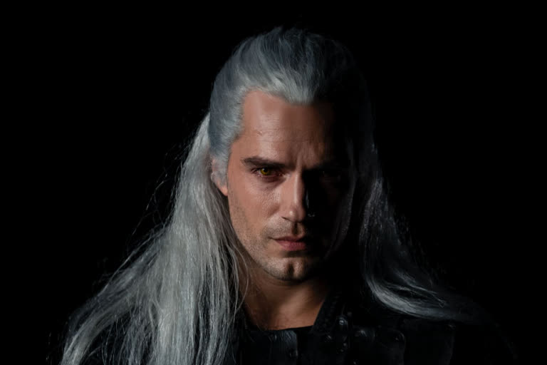 Henry Cavill cut down water for 3 days for The Witcher