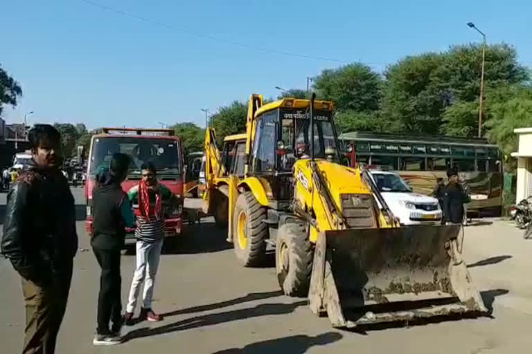 action-against-illegal-construction-taken-place-in-ratlam