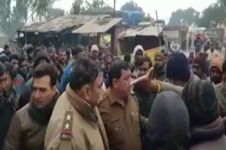 bullets fired at Junk merchant warehouse in Solan