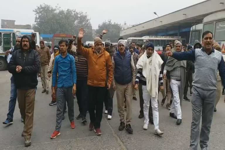 protest in panipat over the arrest of roadways employees in gurugram