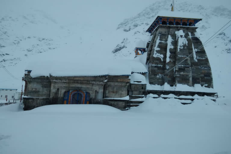 reconstruction-team-returned-from-kedarnath