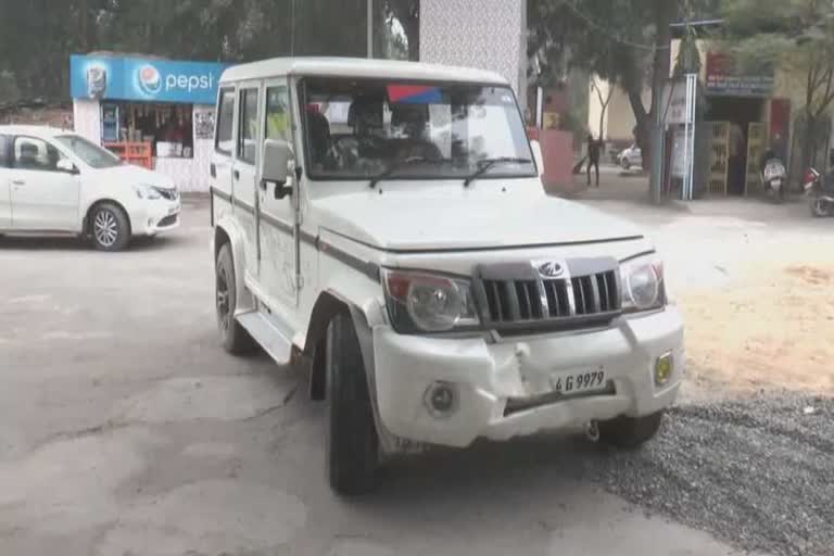 railway police car overturned in sirsa