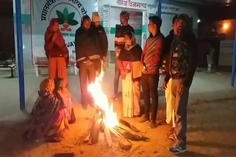 arrangement of bonfire at square-intersections in dumka