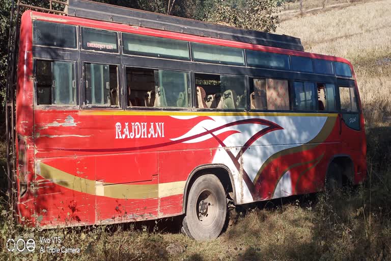 Uncontrolled passenger bus accident