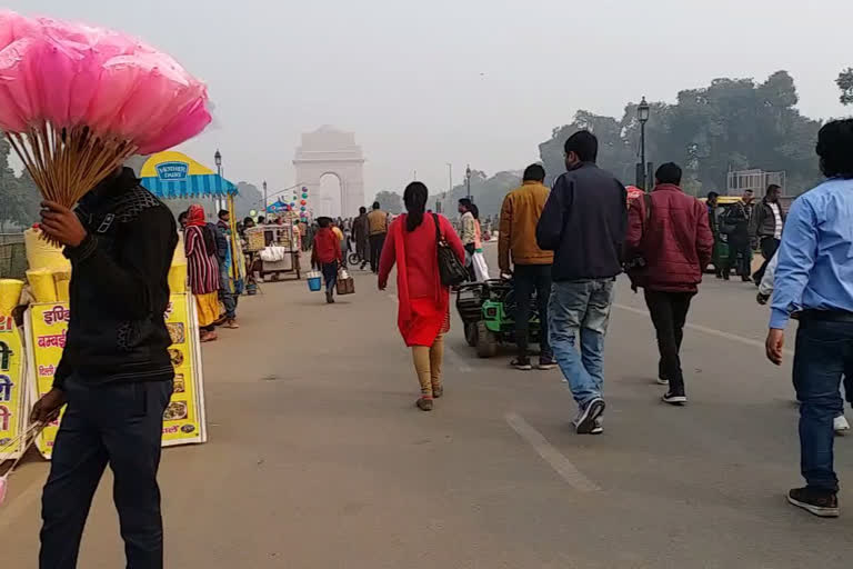 People are happy with the sunshine after cold in Delhi