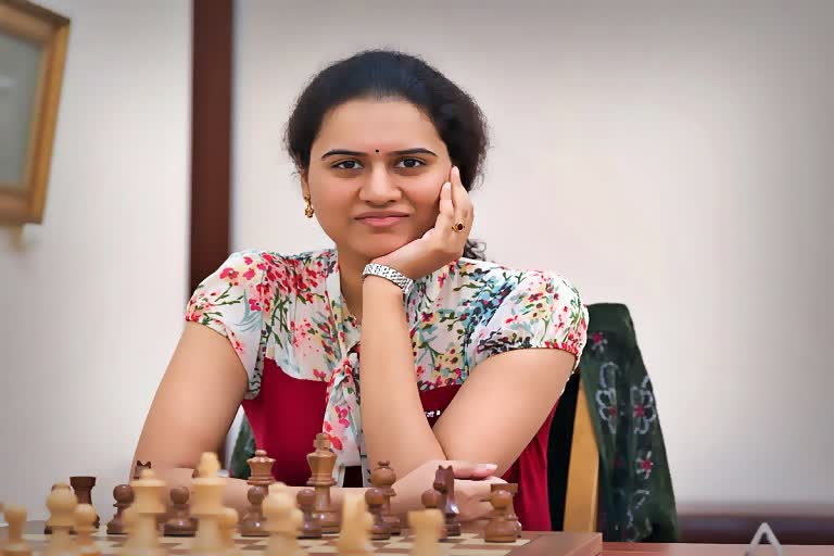 Koneru Humpy makes India proud as she wins Women's World Rapid Championship title 2019