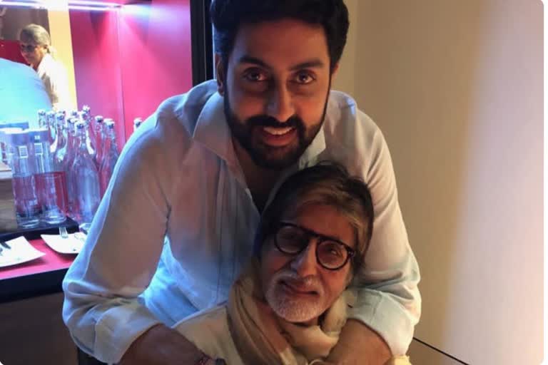 Abhishek congratulates Big B