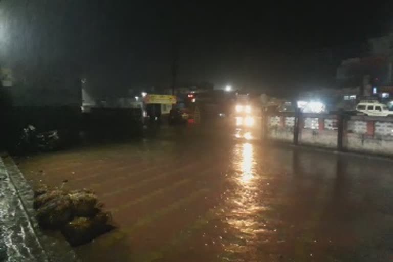 heavy rain in parbhani