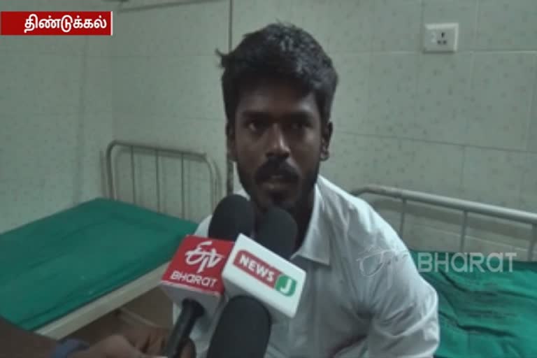 in-dindugul-dmk-member-attacked-admk-booth-agent-on-a