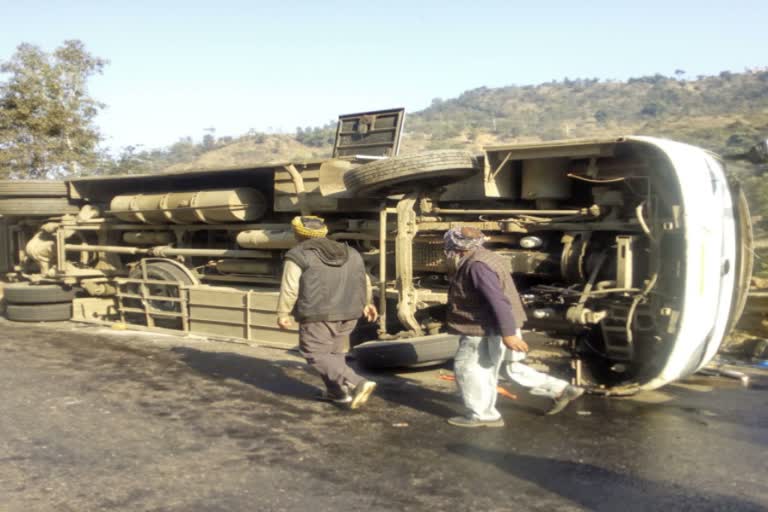 bus accident in bilaspur