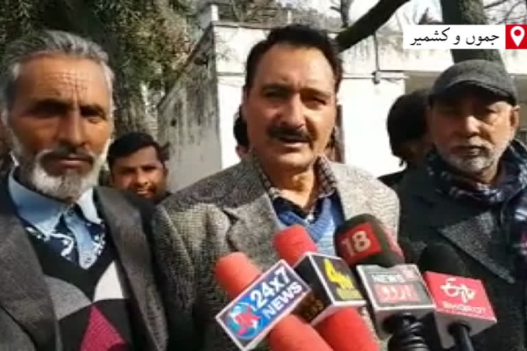 congress leaders condemn house arrest of Congress delegation in jammu