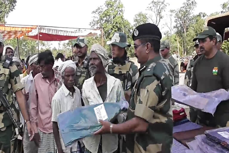 घोर नक्सली क्षेत्र कंहारगांव में BSF ने आयोजित किया सिविक एक्सन कार्यक्रम