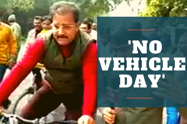 Rajasthan minister cycles to office to observe 'No Vehicle Day'