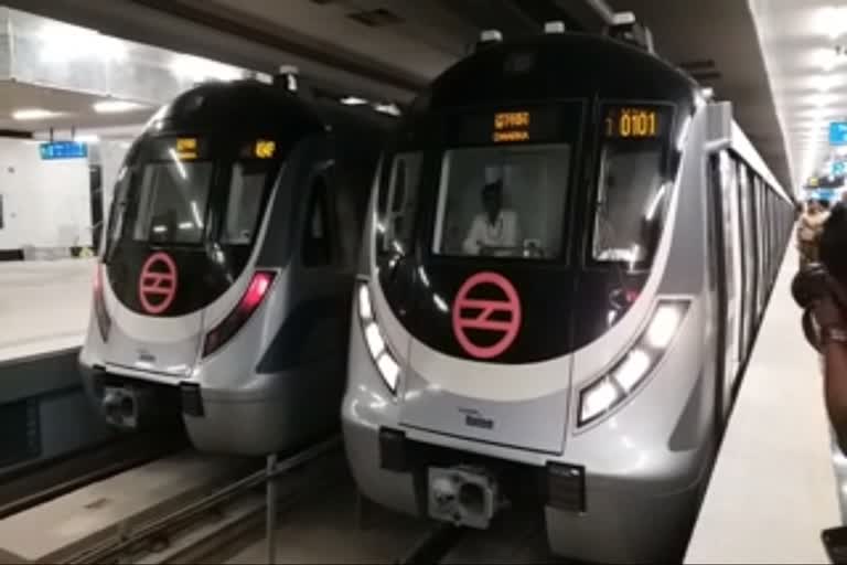 wi-fi-facility-wil-be-available-in-delhi-metro