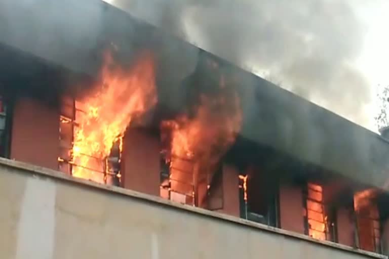 Cable company caught fire in jamshedpur