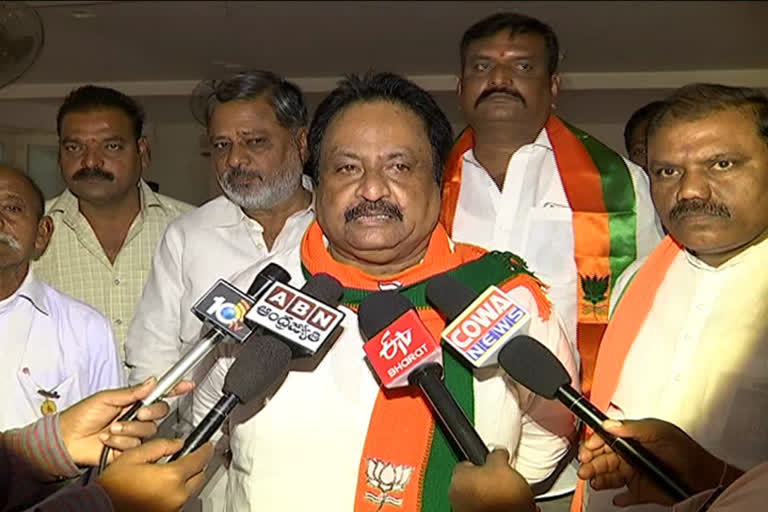 ex mp jithender reddy fires on opposition leaders