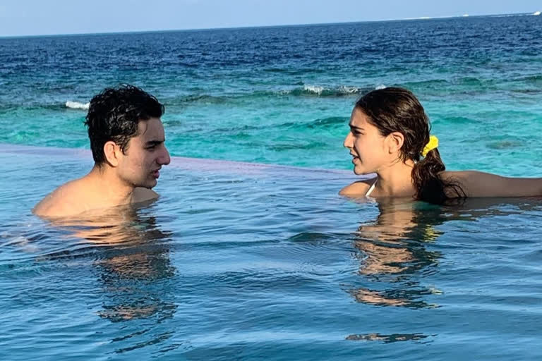 Sara Ali Khan, brother Ibrahim give sibling goals