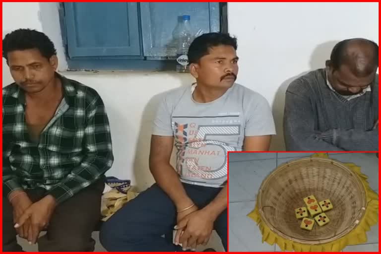 gambeling-in-subarnapur-three-arresrted