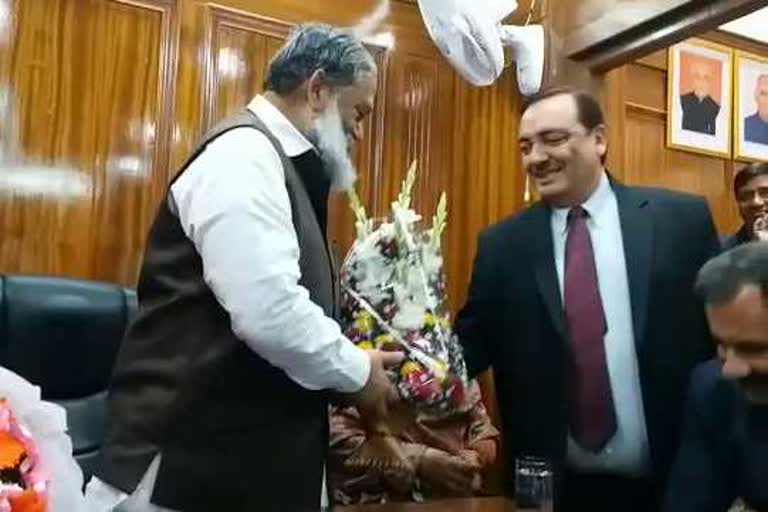 anil vij and cid chief rao dispute