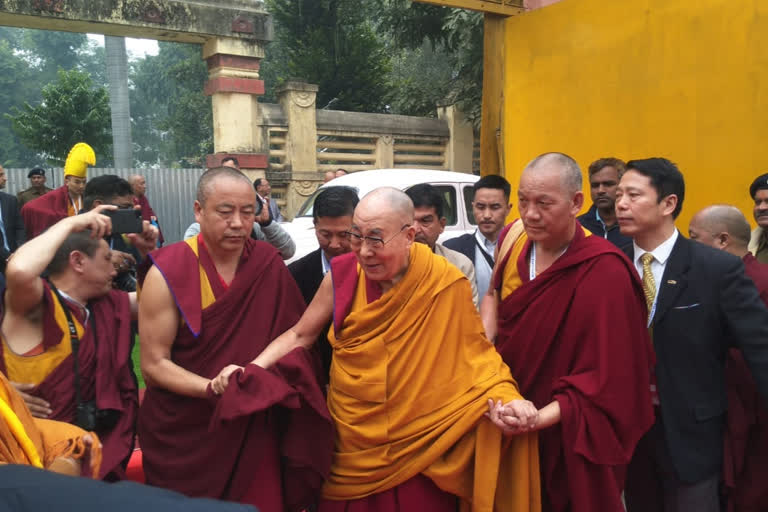 Tea distribution among devotees in dalai lama programme in gaya