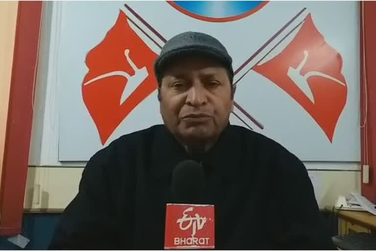 'شیخ عبد اللہ کے یومِ پیدائش کی چھٹی کی منسوخی حکومت کی غلط پالیسی'