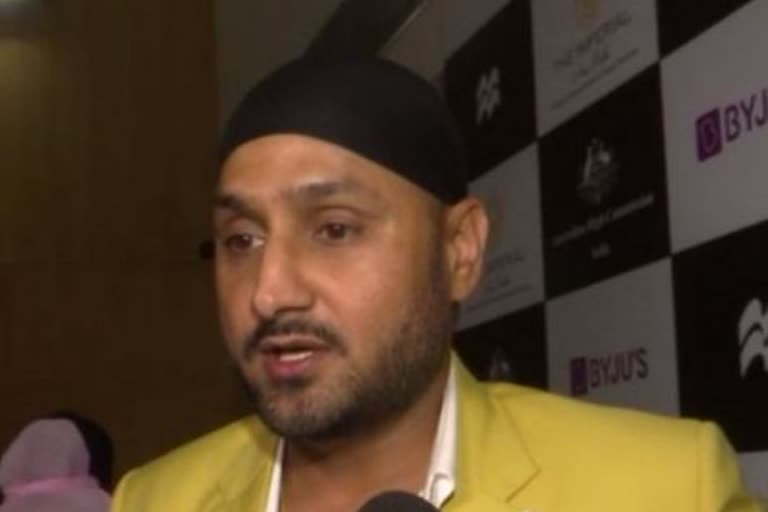 harbhajan singh urges pakistan pm to do needful after vandalism at nankana sahib gurdwara