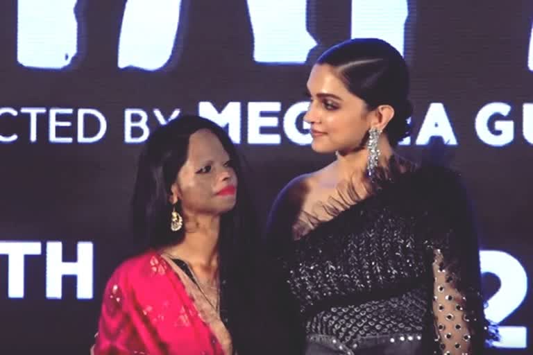 Deepika consoles Laxmi Agarwal in Chhapaak promotion event