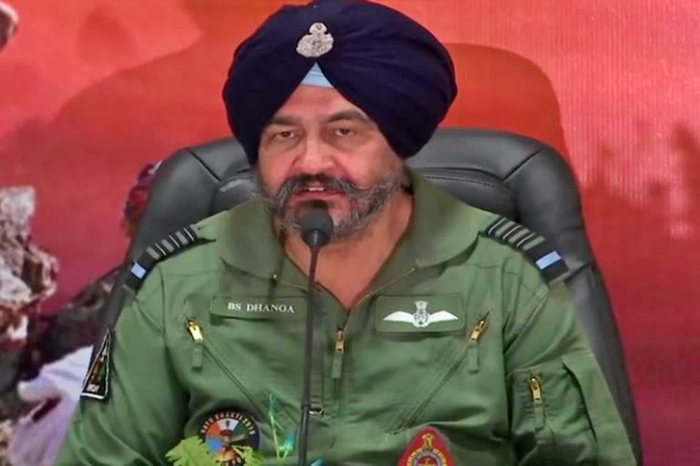 bs-dhanoa-rails-against-politicisation-of-defence-purchase-deals