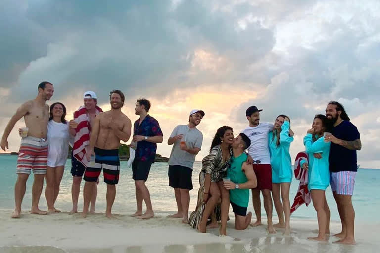 Priyanka Chopra shares adorable vacation stills with Nick on new year