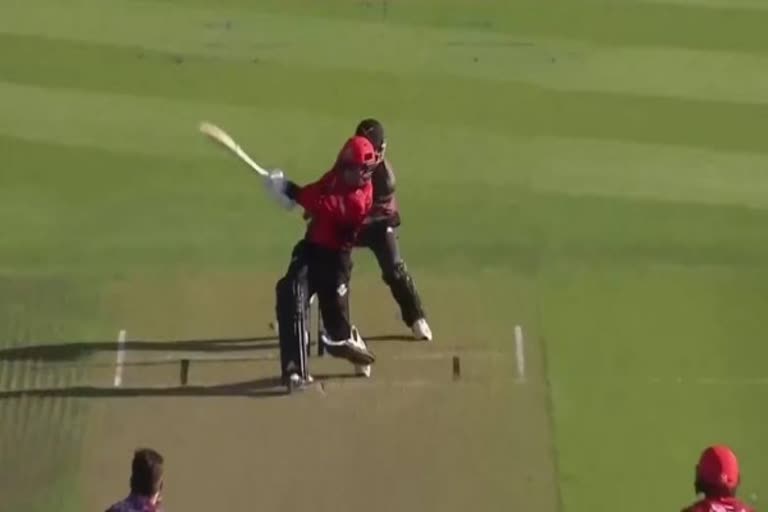 Kiwis Batsman Hit a Six Sixes In a Row in One Over