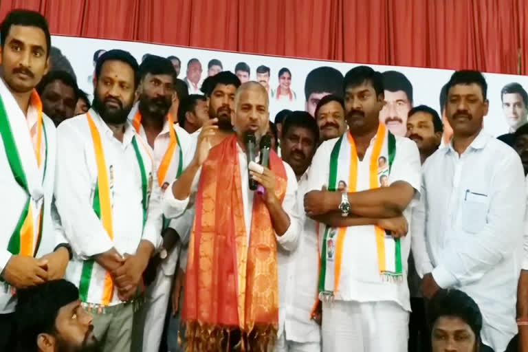 Members of Congress joined the Congress party at karmanghat hyderabad